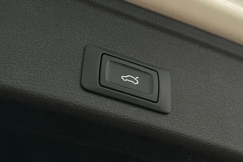 YP24FZR Audi A4 Avant Avant S line 40 TFSI  204 PS S tronic Thumbnail #28