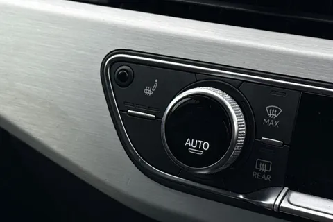 YP24FZR Audi A4 Avant Avant S line 40 TFSI  204 PS S tronic Thumbnail #44