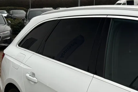 YP24FZR Audi A4 Avant Avant S line 40 TFSI  204 PS S tronic Thumbnail #52