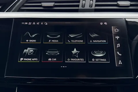 KY21NBF Audi e-tron Technik 55 quattro 300,00 kW Thumbnail #18