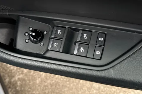 KY21NBF Audi e-tron Technik 55 quattro 300,00 kW Thumbnail #22