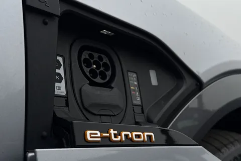 KY21NBF Audi e-tron Technik 55 quattro 300,00 kW Thumbnail #26