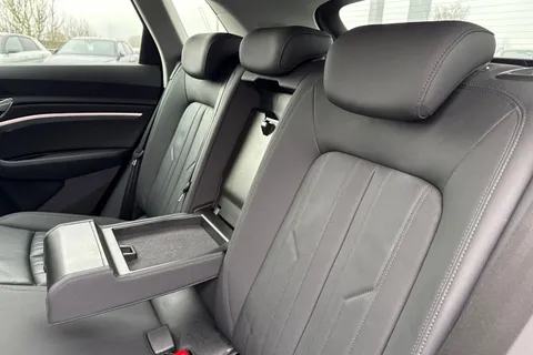 KY21NBF Audi e-tron Technik 55 quattro 300,00 kW Thumbnail #35