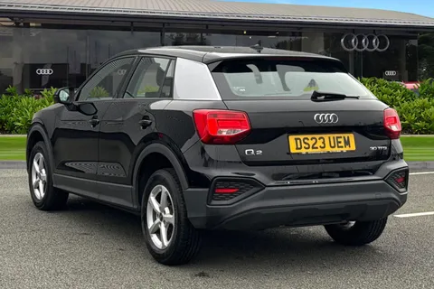 DS23UEM Audi Q2 Technik 30 TFSI 110 PS 6-speed Thumbnail #3