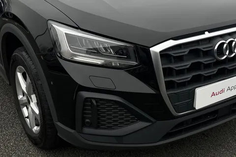 DS23UEM Audi Q2 Technik 30 TFSI 110 PS 6-speed Thumbnail #9