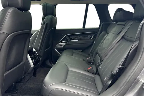 4 of 47 for Land Rover Range Rover 3.0 D300 HSE 5dr