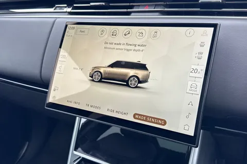 42 of 47 for Land Rover Range Rover 3.0 D300 HSE 5dr