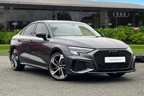 DX73XKK Audi A3 Black Edition 35 TFSI 150 PS S tronic Thumbnail #2