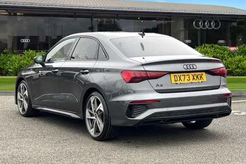 DX73XKK Audi A3 Black Edition 35 TFSI 150 PS S tronic Thumbnail #3