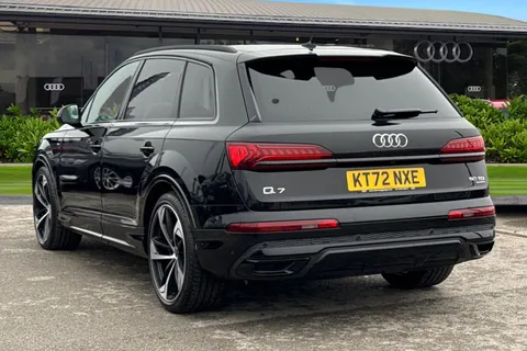 2 of 50 for Audi Q7 Black Edition 50 TDI quattro 286 PS tiptronic