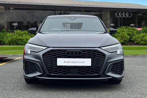 DX73XKK Audi A3 Black Edition 35 TFSI 150 PS S tronic Thumbnail #6