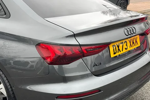 DX73XKK Audi A3 Black Edition 35 TFSI 150 PS S tronic Thumbnail #8