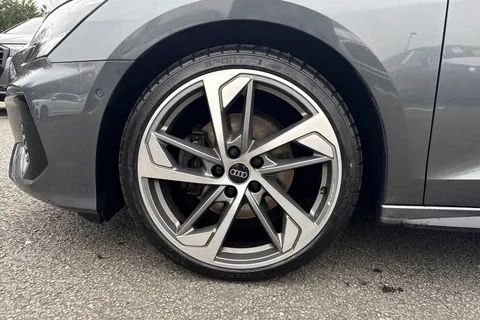 DX73XKK Audi A3 Black Edition 35 TFSI 150 PS S tronic Thumbnail #11