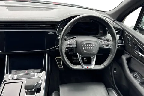 18 of 50 for Audi Q7 Black Edition 50 TDI quattro 286 PS tiptronic