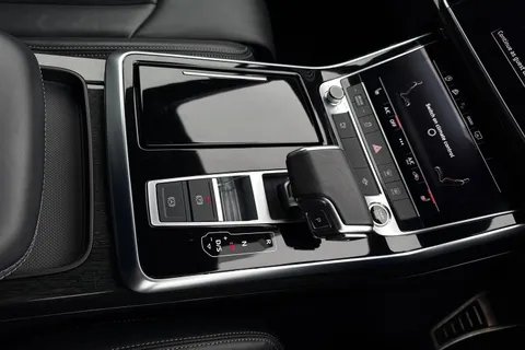 23 of 50 for Audi Q7 Black Edition 50 TDI quattro 286 PS tiptronic