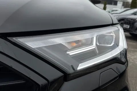 29 of 50 for Audi Q7 Black Edition 50 TDI quattro 286 PS tiptronic