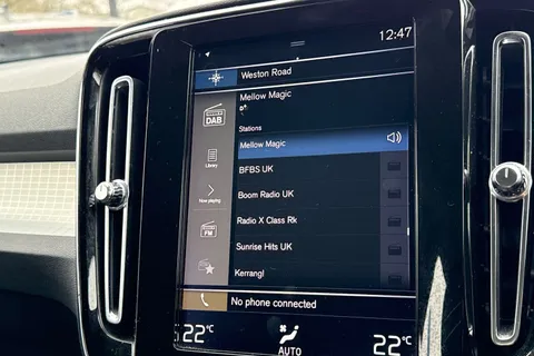 MX68MUU Volvo Xc40 1.5 T3 Momentum Euro 6 (s/s) 5dr Thumbnail #29