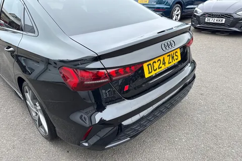 DC24ZKS Audi A3 Black Edition 35 TFSI  150 PS S tronic Thumbnail #8