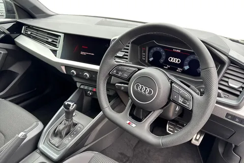  Audi A1 1.0 TFSI 30 Black Edition Sportback S Tronic Euro 6 (s/s) 5dr Thumbnail #18