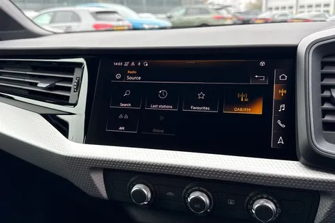  Audi A1 1.0 TFSI 30 Black Edition Sportback S Tronic Euro 6 (s/s) 5dr Thumbnail #33