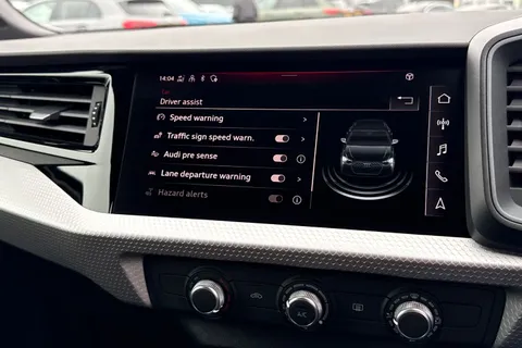  Audi A1 1.0 TFSI 30 Black Edition Sportback S Tronic Euro 6 (s/s) 5dr Thumbnail #41