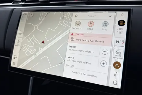 12 of 51 for Land Rover Range Rover 3.0 D300 HSE 5dr