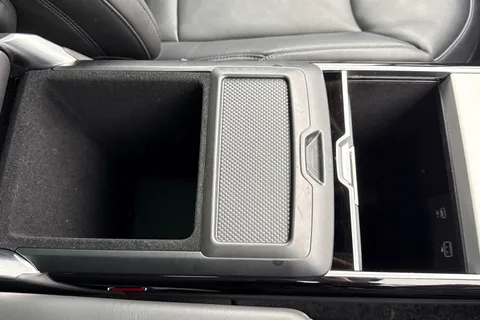 51 of 51 for Land Rover Range Rover 3.0 D300 HSE 5dr