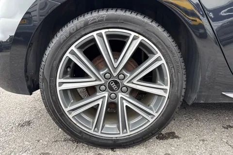 10 of 56 for Audi A1 1.0 TFSI 25 S line Sportback Euro 6 (s/s) 5dr