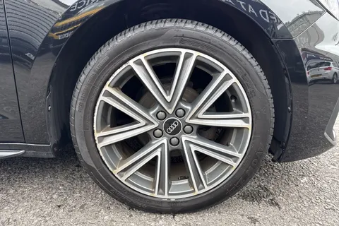 13 of 56 for Audi A1 1.0 TFSI 25 S line Sportback Euro 6 (s/s) 5dr