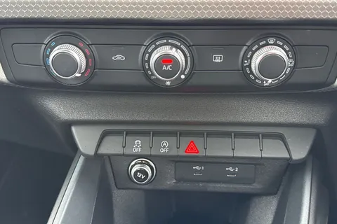 22 of 56 for Audi A1 1.0 TFSI 25 S line Sportback Euro 6 (s/s) 5dr