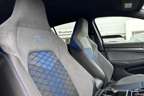 KN75UNM Volkswagen Golf 2.0 TSI 333 R 4Motion 5dr DSG Thumbnail #25