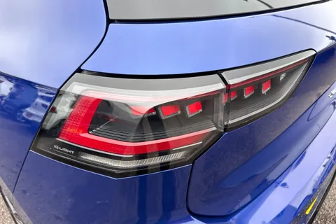 KN75UNM Volkswagen Golf 2.0 TSI 333 R 4Motion 5dr DSG Thumbnail #26