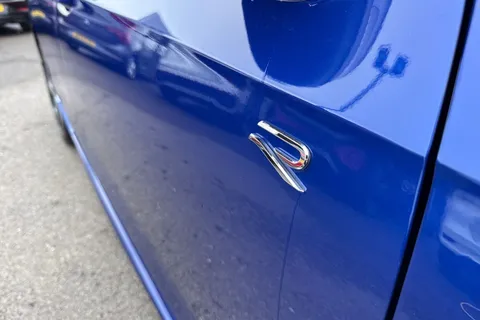 KN75UNM Volkswagen Golf 2.0 TSI 333 R 4Motion 5dr DSG Thumbnail #29