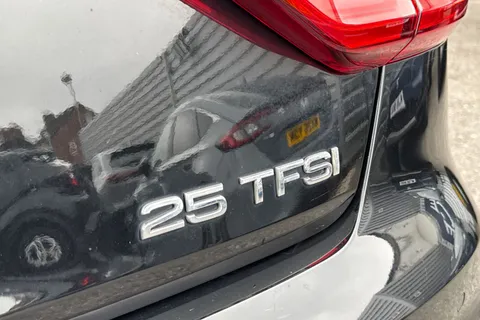 30 of 56 for Audi A1 1.0 TFSI 25 S line Sportback Euro 6 (s/s) 5dr