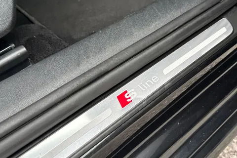 32 of 56 for Audi A1 1.0 TFSI 25 S line Sportback Euro 6 (s/s) 5dr