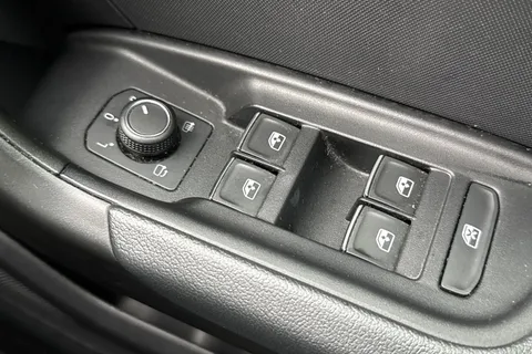 36 of 56 for Audi A1 1.0 TFSI 25 S line Sportback Euro 6 (s/s) 5dr