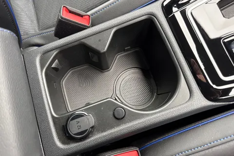 KN75UNM Volkswagen Golf 2.0 TSI 333 R 4Motion 5dr DSG Thumbnail #41