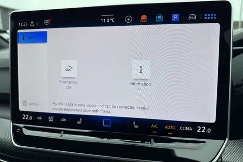 KN75UNM Volkswagen Golf 2.0 TSI 333 R 4Motion 5dr DSG Thumbnail #51