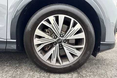 DX24XDJ Audi Q4 e-tron Q4 Sport 45 e-tron 210,00 kW Thumbnail #11