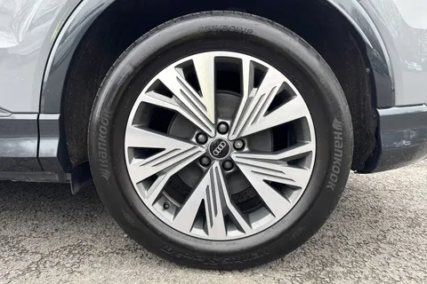 DX24XDJ Audi Q4 e-tron Q4 Sport 45 e-tron 210,00 kW Thumbnail #13