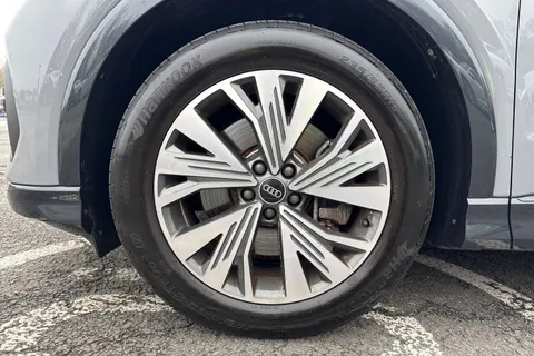 DX24XDJ Audi Q4 e-tron Q4 Sport 45 e-tron 210,00 kW Thumbnail #14