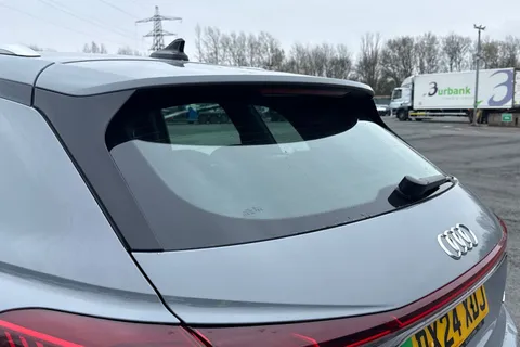 DX24XDJ Audi Q4 e-tron Q4 Sport 45 e-tron 210,00 kW Thumbnail #33