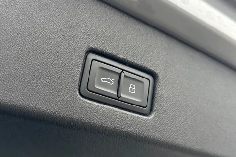 DX24XDJ Audi Q4 e-tron Q4 Sport 45 e-tron 210,00 kW Thumbnail #40