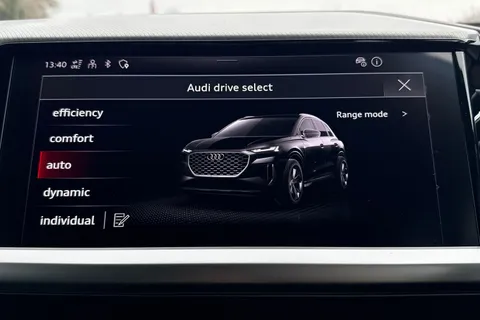 DX24XDJ Audi Q4 e-tron Q4 Sport 45 e-tron 210,00 kW Thumbnail #58