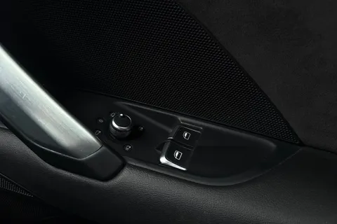 DC22HTA Audi TT Coupé Black Edition 40 TFSI S tronic Thumbnail #54