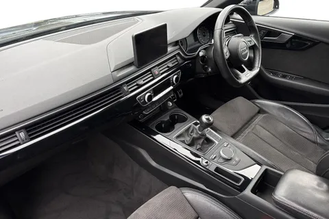 9 of 45 for Audi A4 1.4 TFSI Black Edition Euro 6 (s/s) 4dr