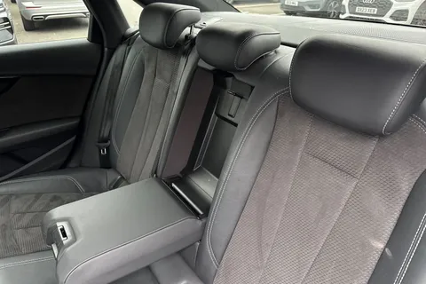 14 of 45 for Audi A4 1.4 TFSI Black Edition Euro 6 (s/s) 4dr