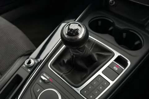 20 of 45 for Audi A4 1.4 TFSI Black Edition Euro 6 (s/s) 4dr