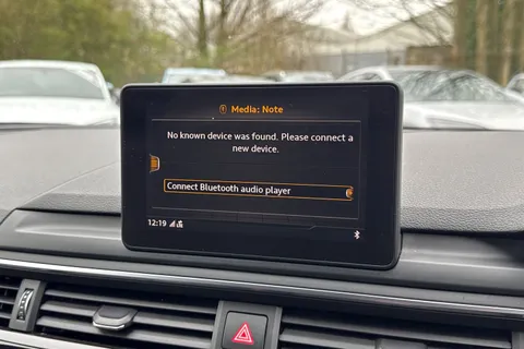 32 of 45 for Audi A4 1.4 TFSI Black Edition Euro 6 (s/s) 4dr