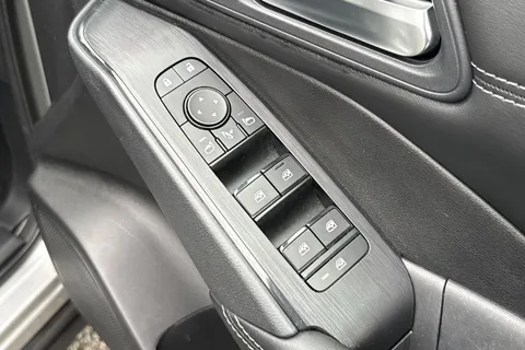 DL73NXP Nissan Qashqai 1.3 DIG-T MHEV Acenta Premium XTRON Euro 6 (s/s) 5dr Thumbnail #22